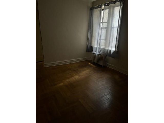 [PHOTO]