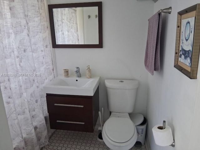 [PHOTO]