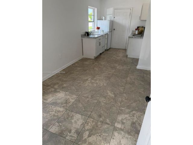 [PHOTO]