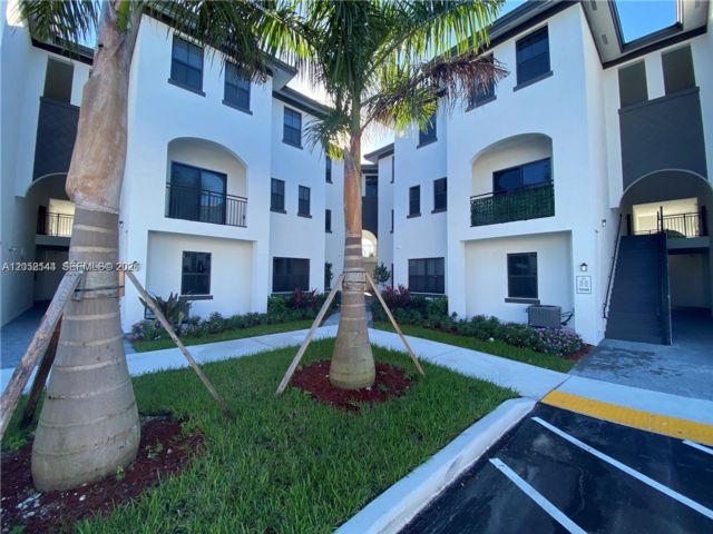 [Miami Real Estate, listing number 3346143]