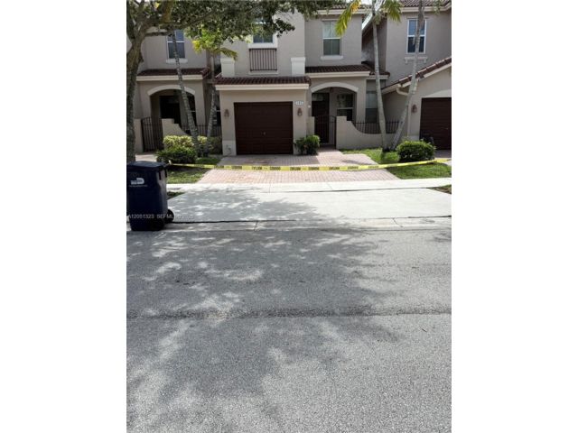 [Miami Real Estate, listing number 3346147]
