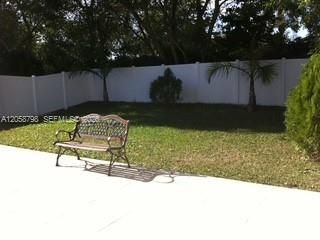 [PHOTO]