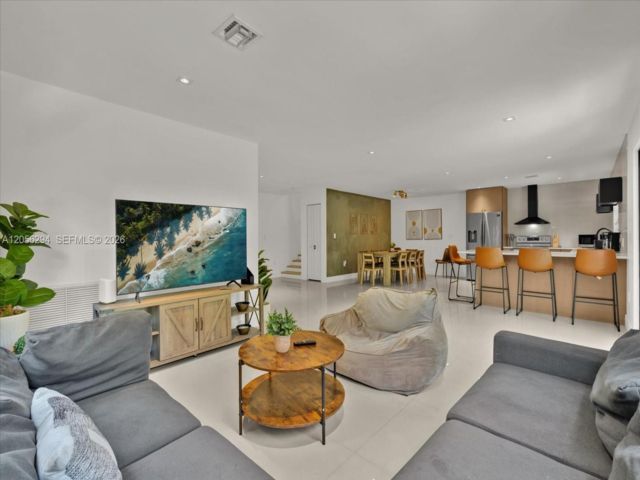  4 BR,  4.50 BTH &nbsp; style home in Fort Lauderdale