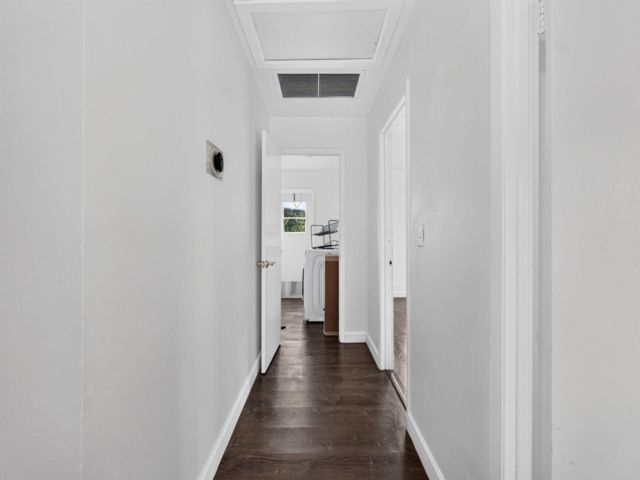[PHOTO]