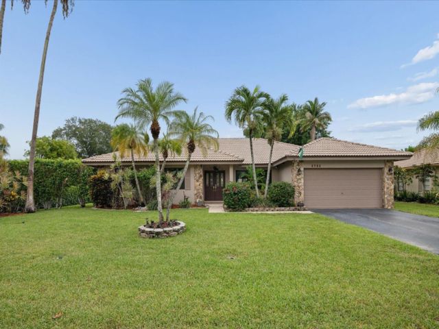  4 BR,  2.00 BTH &nbsp; style home in Coral Springs