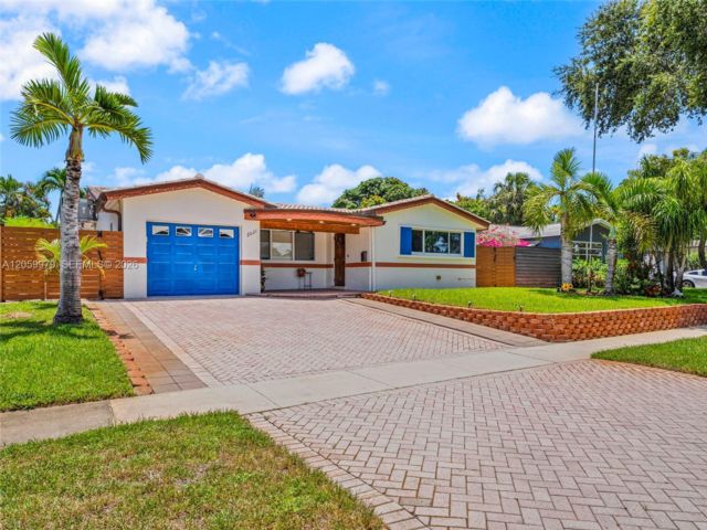  3 BR,  2.00 BTH &nbsp; style home in Hollywood