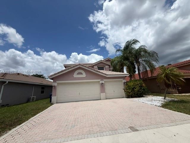 5 BR,  3.00 BTH &nbsp; style home in Coral Springs