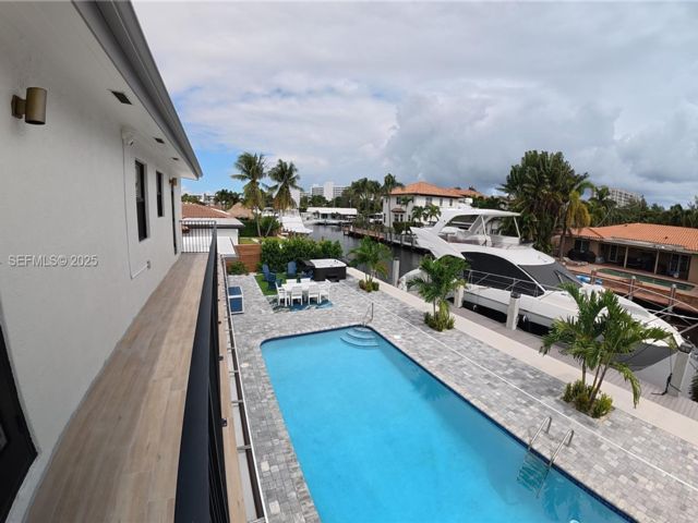  4 BR,  4.00 BTH &nbsp; style home in Pompano Beach