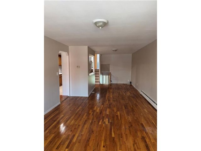  3 BR,  1.00 BTH &nbsp;Multi-family style home in Canarsie