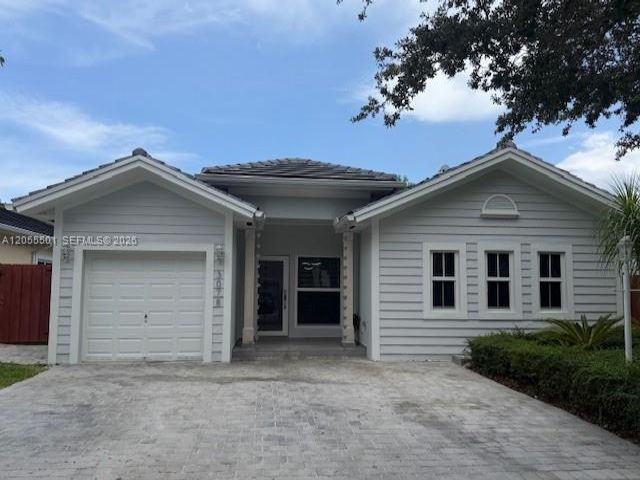  4 BR,  2.00 BTH &nbsp; style home in Homestead