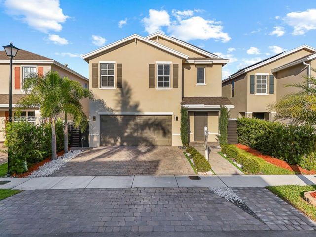  5 BR,  3.00 BTH &nbsp; style home in Florida City