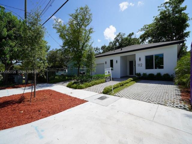  4 BR,  3.00 BTH &nbsp; style home in Miami