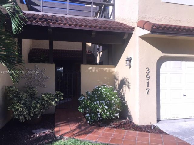  4 BR,  3.00 BTH &nbsp; style home in Medley