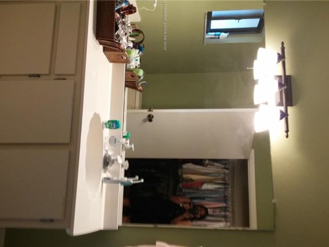 [PHOTO]