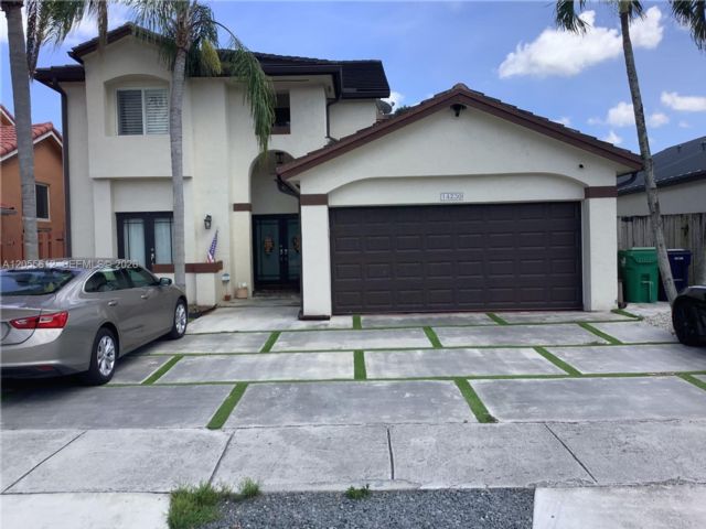  4 BR,  3.00 BTH &nbsp; style home in Miami