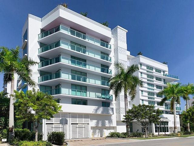 [Bal Harbour Real Estate, listing number 3346360]