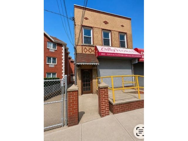 Studio,  0.00 BTH &nbsp;Mixed use style home in Bath Beach