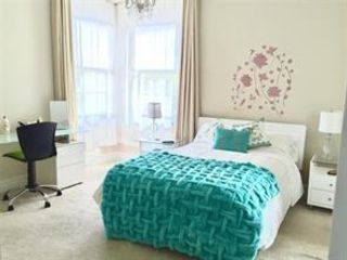 [PHOTO]