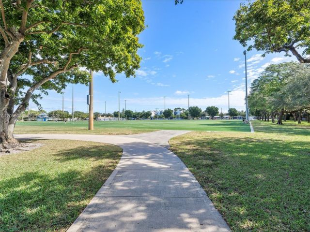  3 BR,  3.50 BTH &nbsp; style home in Fort Lauderdale