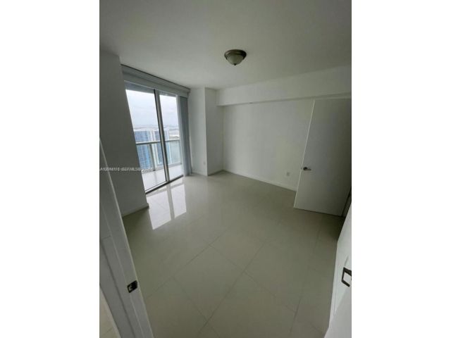  2 BR,  2.00 BTH &nbsp; style home in Miami