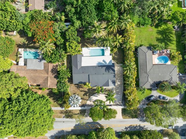  4 BR,  3.00 BTH &nbsp; style home in Palmetto Bay