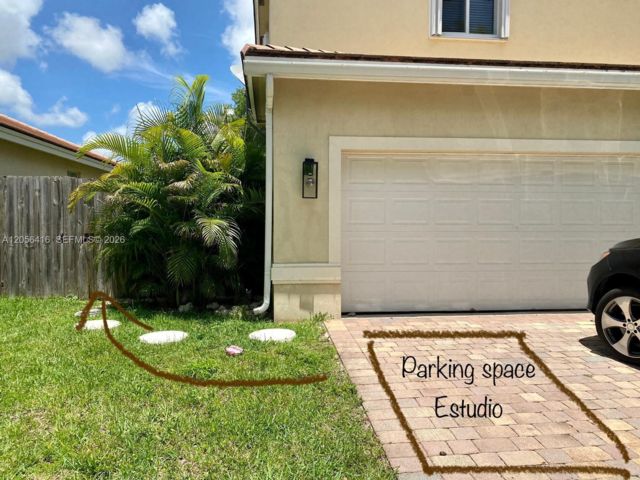  4 BR,  2.50 BTH &nbsp; style home in Homestead
