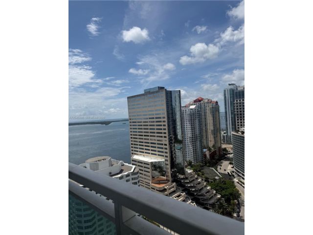  2 BR,  2.00 BTH &nbsp; style home in Miami