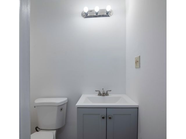[PHOTO]