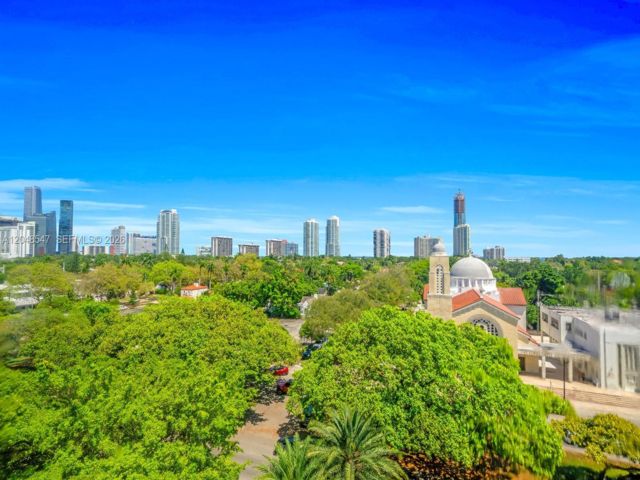  1 BR,  1.00 BTH &nbsp; style home in Miami