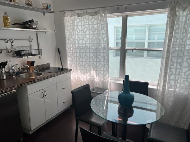 [PHOTO]