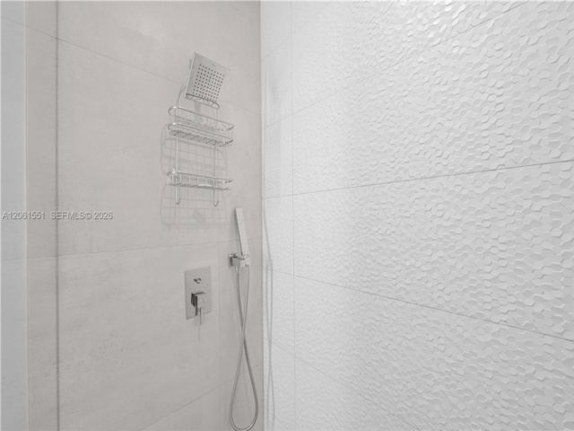 [PHOTO]