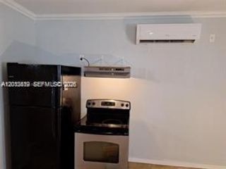 [PHOTO]