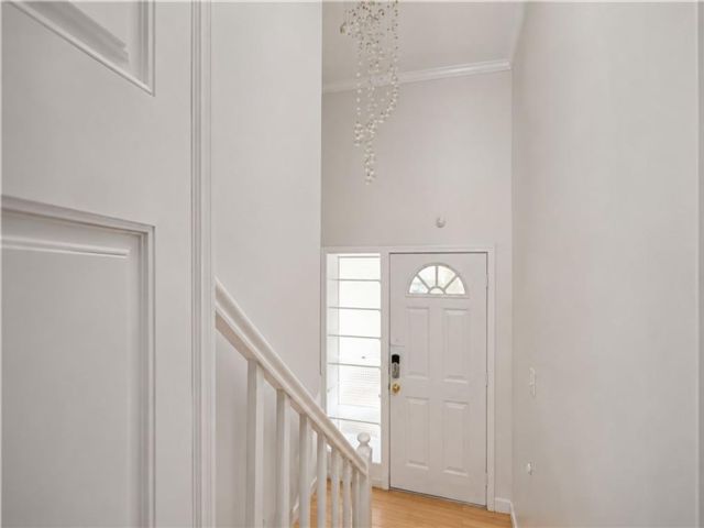 [PHOTO]