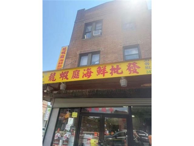 [PHOTO]