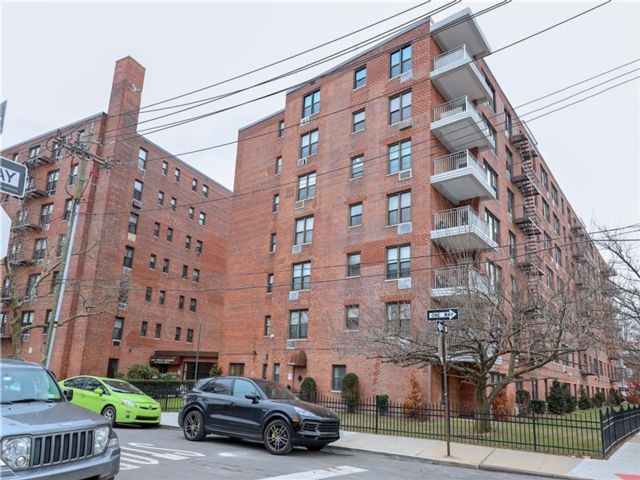  2 BR,  1.00 BTH &nbsp;Condominium style home in Grant City