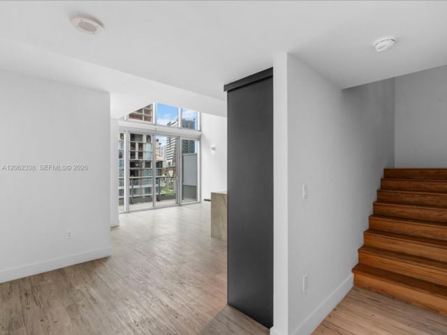  3 BR,  3.00 BTH &nbsp; style home in Miami