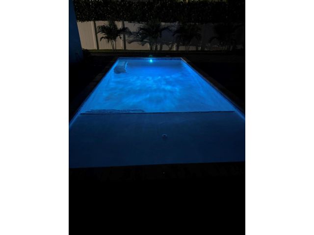 [PHOTO]