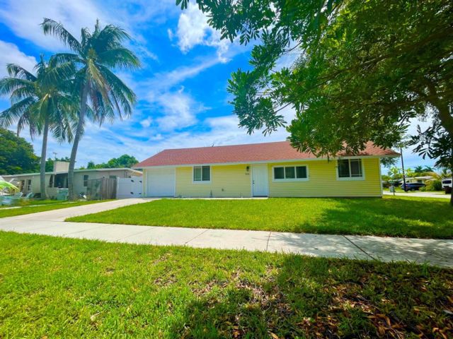  3 BR,  2.00 BTH &nbsp; style home in Pompano Beach