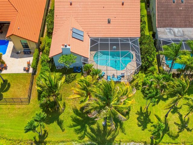  4 BR,  2.00 BTH &nbsp; style home in Coral Springs