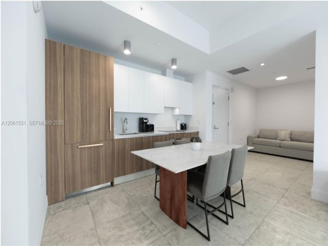 [Miami Real Estate, listing number 3346749]