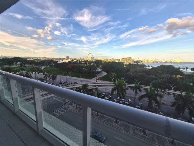[Miami Real Estate, listing number 3346751]