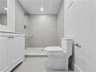 [PHOTO]