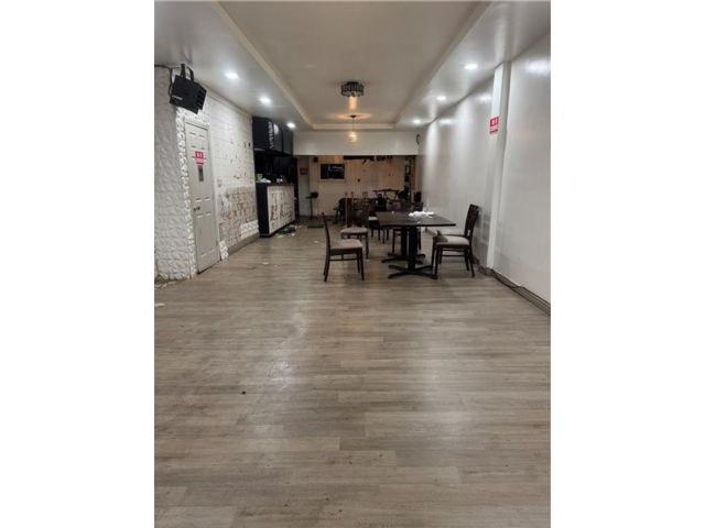 [PHOTO]