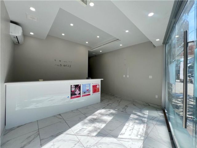 [PHOTO]