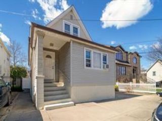 [Sunnyside Real Estate, listing number 3347102]