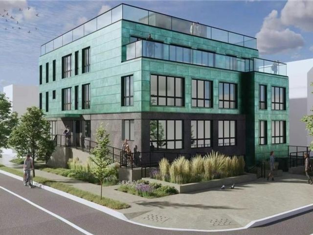  2 BR,  2.00 BTH &nbsp;Condominium style home in Dyker Heights