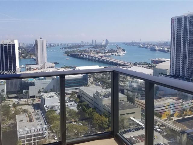  2 BR,  2.00 BTH &nbsp; style home in Miami