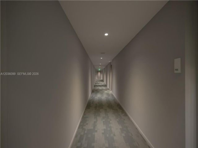 [PHOTO]