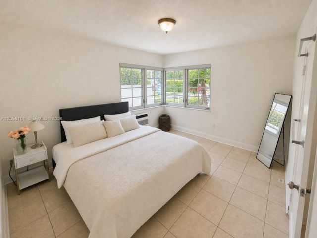  2 BR,  1.00 BTH &nbsp; style home in Carl Fisher