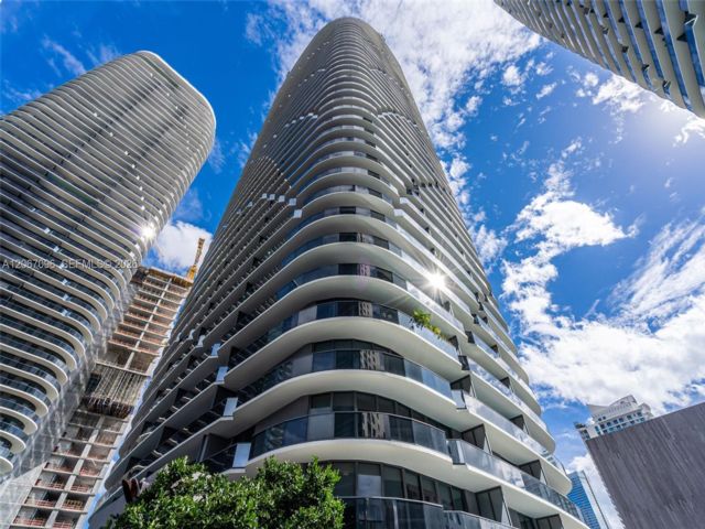  1 BR,  1.00 BTH &nbsp; style home in Miami